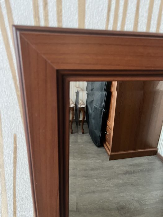 Продаётся зеркало