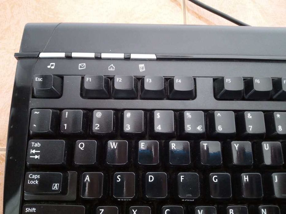 Tastatură Logitech Internet 350 – Fiabilitate Clasică