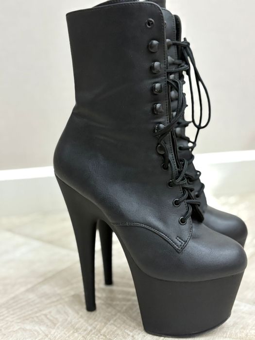 Стрипы Pleaser 36 размера