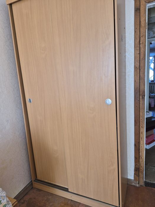 Продам шкаф купе