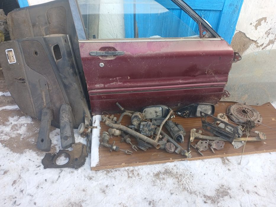 Продам запчасти на галант