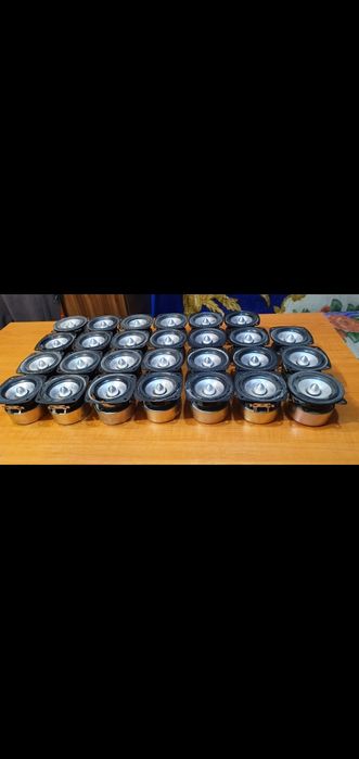 Z5500 sateliți sau difuzoare pt sateliți!