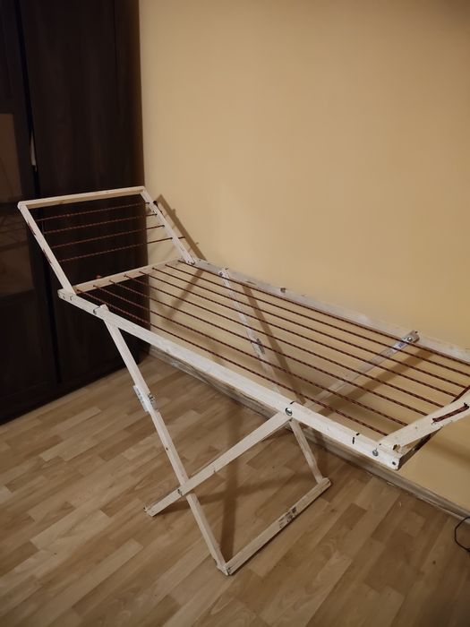 Uscător de rufe din lemn