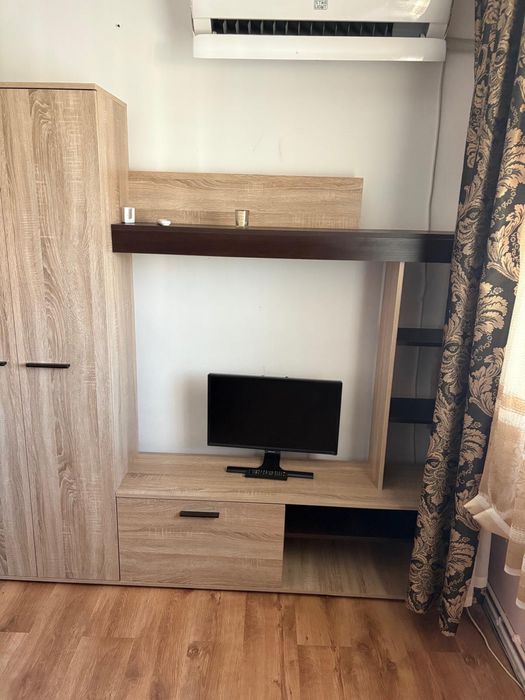 Camera libera in apartament cu 4 camere