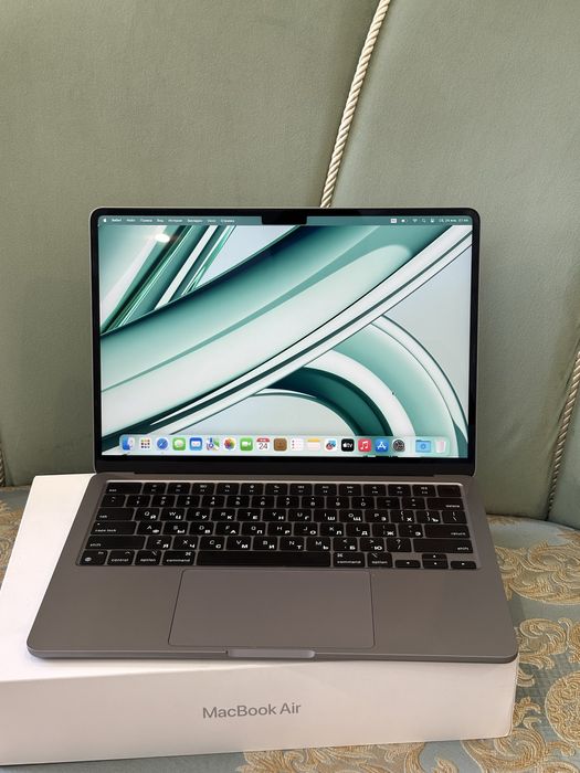 Macbook Air 13,6 M2, 100% емкость, идеал.
