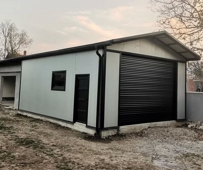 Garaj metalic din panouri sandwich 6 x 5.5m