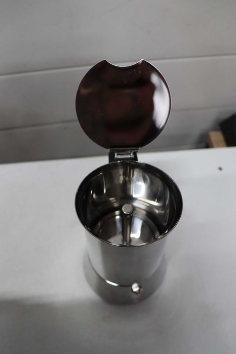 Bialetti Нова индукционна кафемашина Venus,подходяща за всички котлони