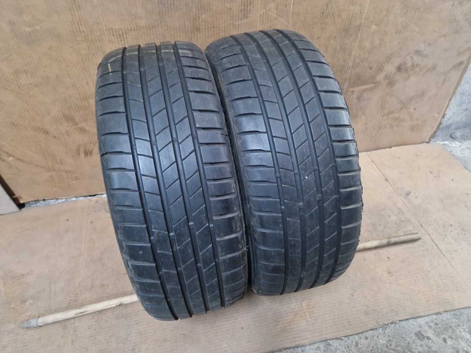 2 Bridgestone R17 215/50
летни гуми
DOT1520