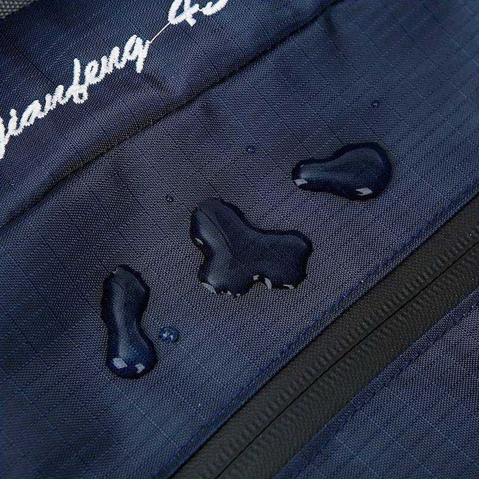 Професионална олекотена туристическа раница, непромокаема, размер 40 L