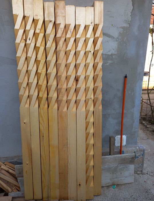 Stâlpi pentru terase și foișoare