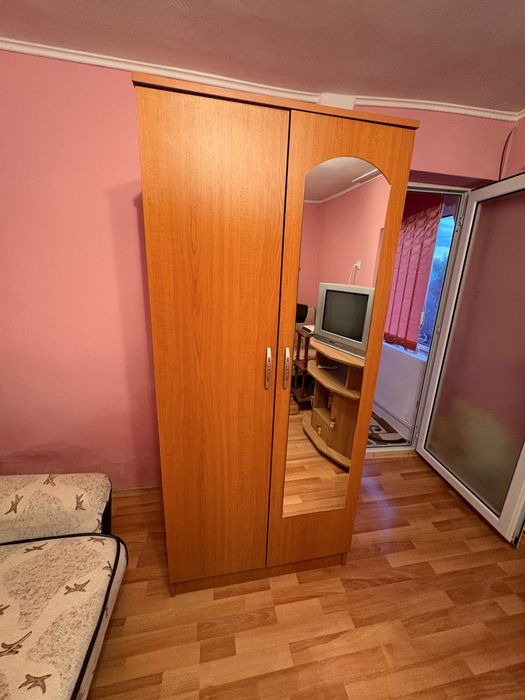 Dulap cu oglinda