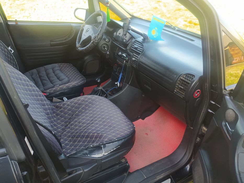 Продажа Авто: Opel Zafira A