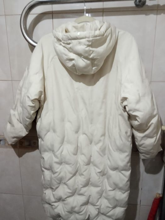 Пуховик белый беушный