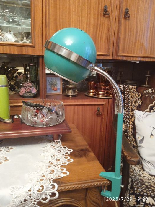 Советские железные настольные лампы