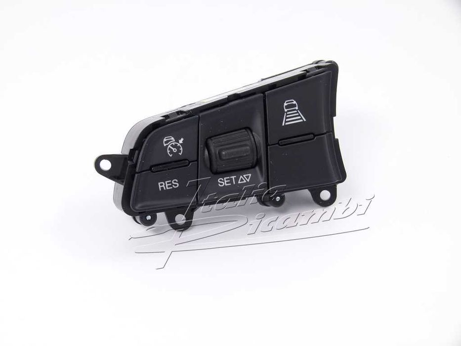 Активиране на АСС асистент за Алфа Ромео Джулия/Стелвио