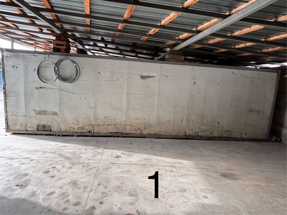 Фургон и  контейнери