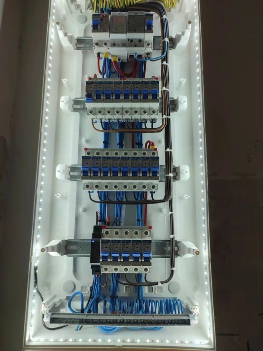 электрик 24/7 услуги электрика