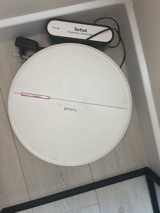 Продам робот пылесос