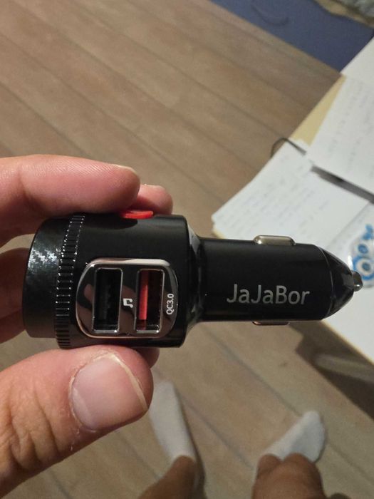 FM трансмитер за кола