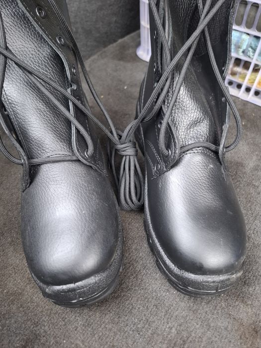 Продам срочно летний берцы