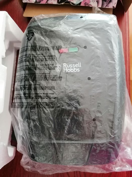 Компактен грил Russell Hobbs