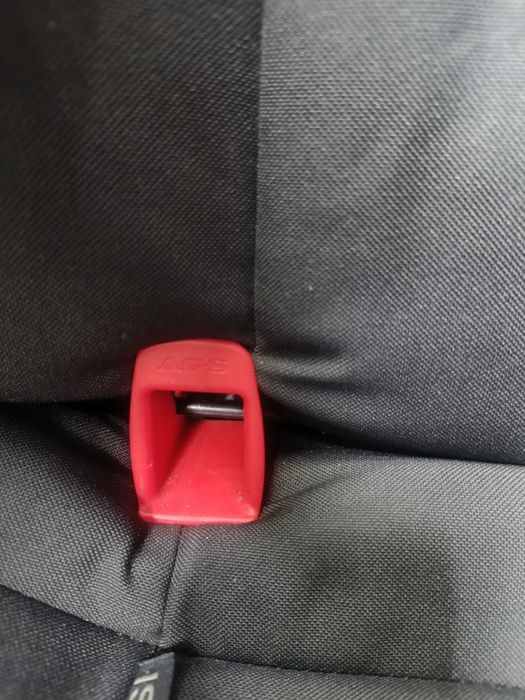 Vând ghidaje Isofix