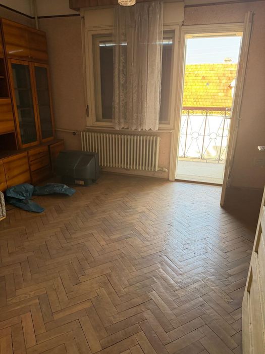Casa de vânzare în Alesd, strada Cloșca
