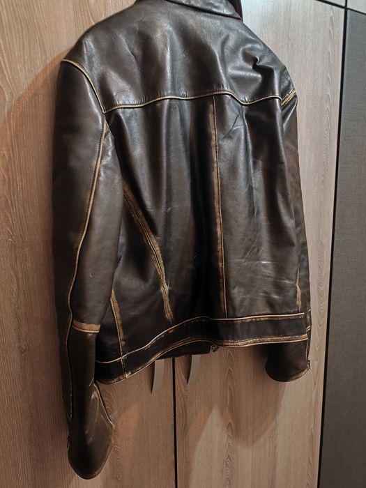 продавам мъжко кожено яке