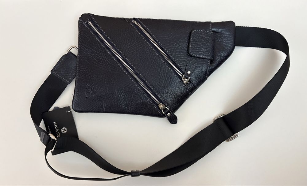 Кожаная барсетка новая