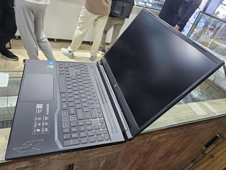 Open BOX Acer Nitro V16 Core 7 240H + RTX5060