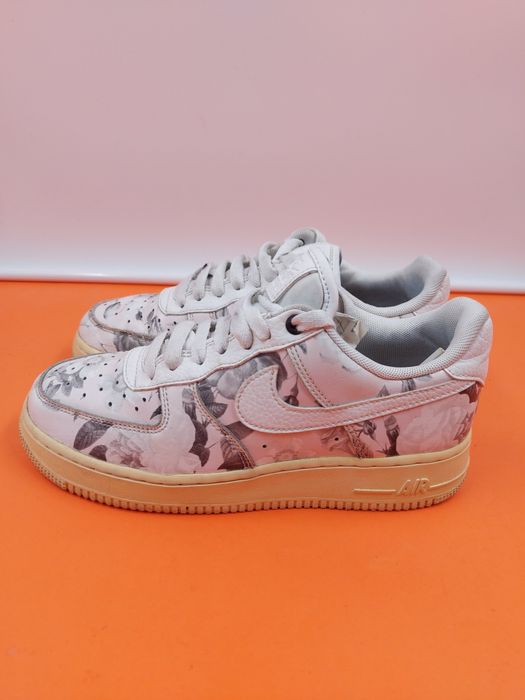 Nike Air Force 1 Оригинални дамски кецове