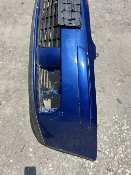 Предна броня за голф 5/ bronq za Vw golf 5