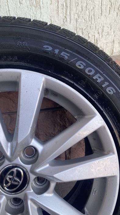 зимние шины и диски Тайота