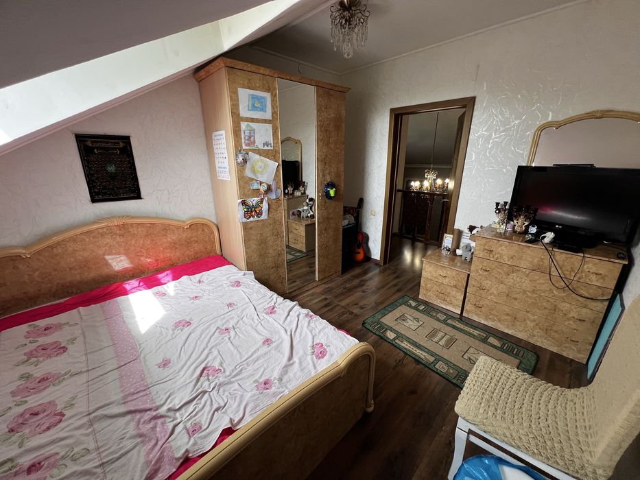 Продам дом (коттедж)