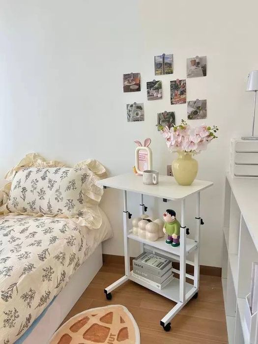 Письменгый столик, стол для ноутбука