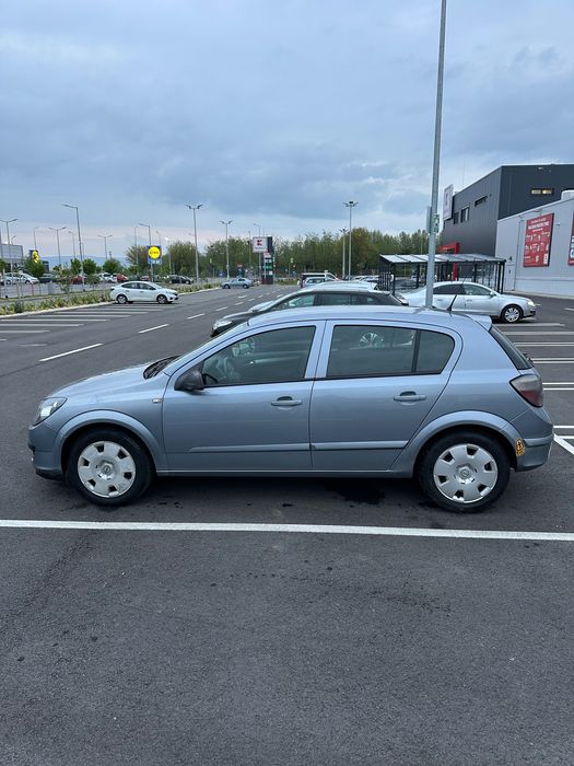 Opel Astra H - 1.7 CDTI - 2006 - 270k Km - Clima - Computer de bord - Comenzi pe volan