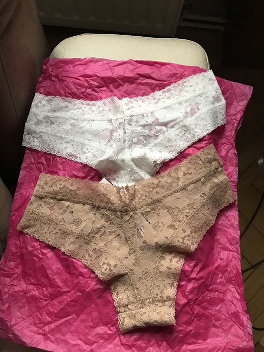 Lenjerie chiloti si sutien Victoria’s Secret  ,S