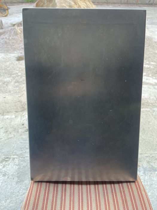 Tavi din inox pentru patiserie