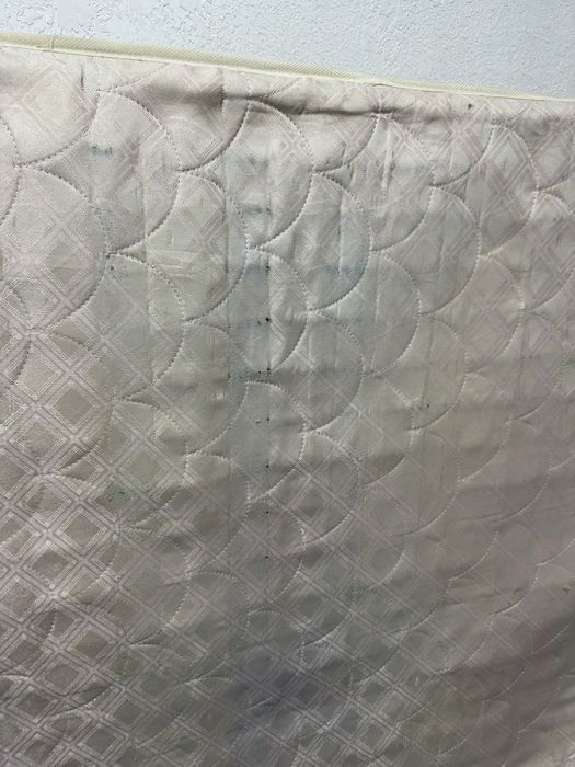 Матрас отдам бесплатно