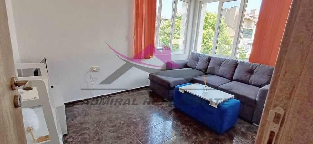Дава се под наем Тристаен апартамент в Варна, Център - 74 кв.м за 600 € - Снимка #2