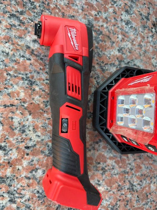 Milwaukee multicutter ,lampa de santier pe acumulator