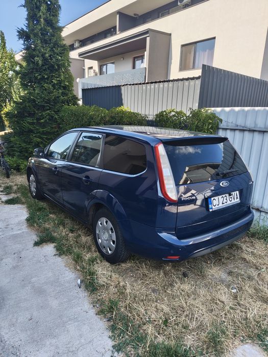 Vând Ford focus 1.6