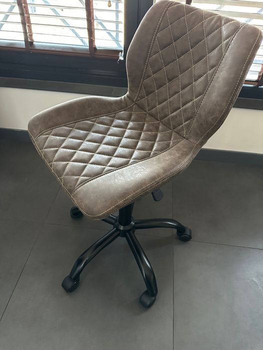 Стол на колелца Jack + доставка и 24м гаранция