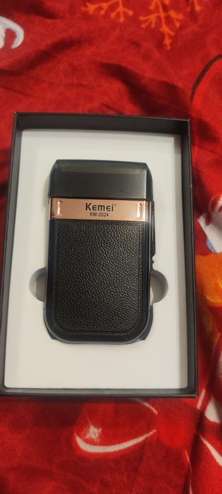 Aparat de ras KEMEI nefolosit