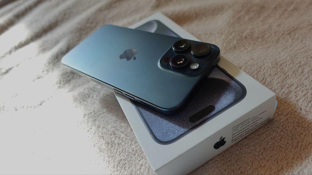 Iphone 15 pro max, blue titanium 256GB