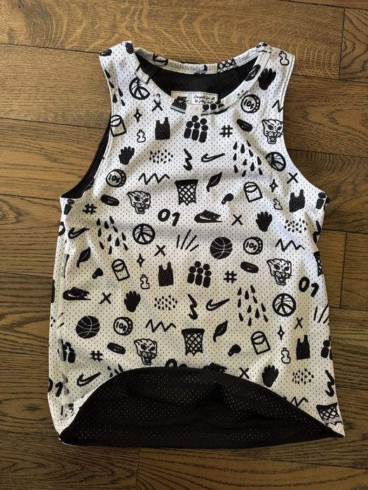 Детски Потник Nike двулицев нов и Air Jordan, L баскетбол