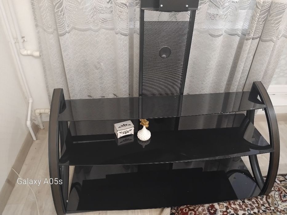 Тумба под телевизор