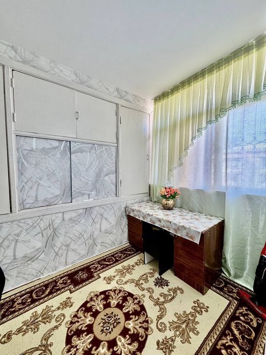 Уй сотилади. 2/4/4. 56 м². Шайхантохур тумани. Самарканд Дарвоза.