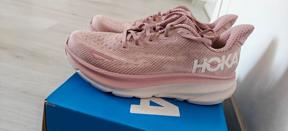 HOKA Clifton 9 damă originali nr 40 running/alergare foarte comozi