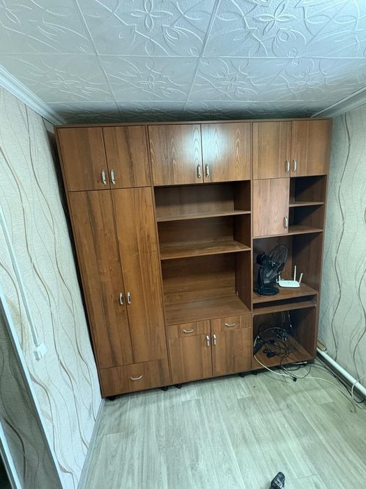 Отдам ,стенку б/у в отличном состоянии